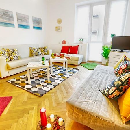 Big&Bright- Golden Apartments- Old Town Krakow Exterior photo